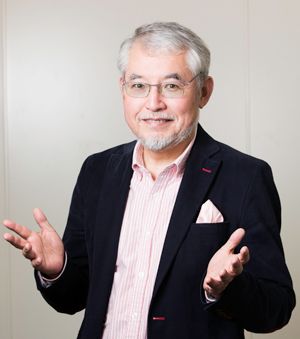 著者 大江英樹さん